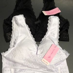 NWT Iviestin Cross Front Casual Bra set of two XXXL